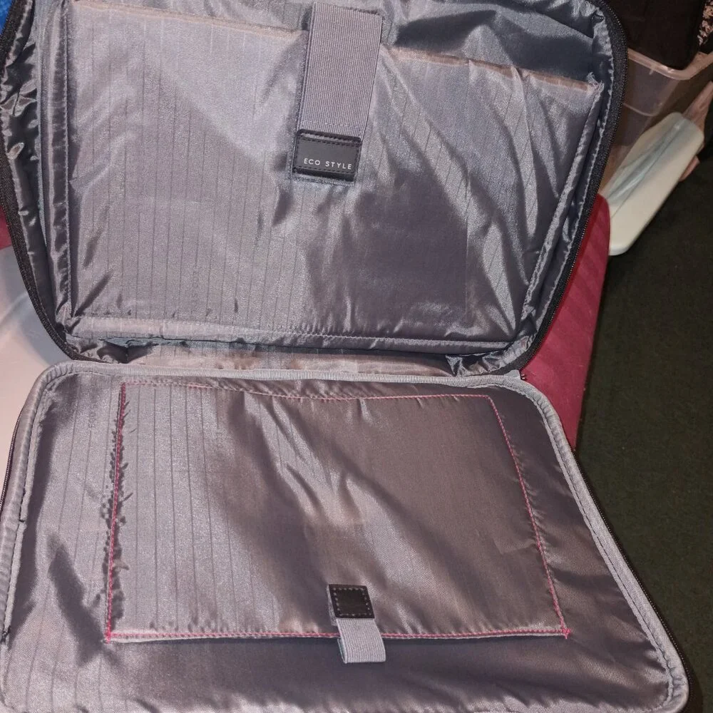 NEW ECO STYLE Tech Pro Carrying Case for 16.1